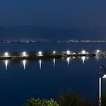 Bay View House Apartman