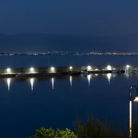 Bay View House Апартаменты