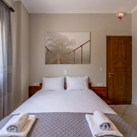 Bay View House Петалидион
