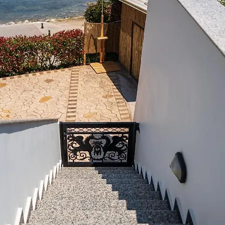 Bay View House Apartman
