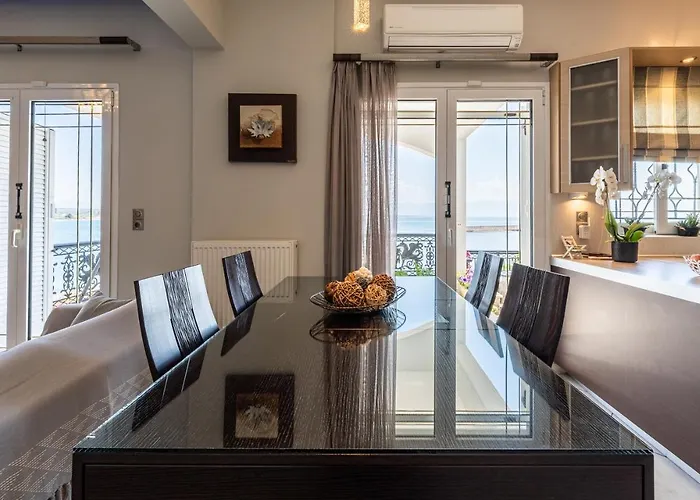 شقة Bay View House Petalídhion